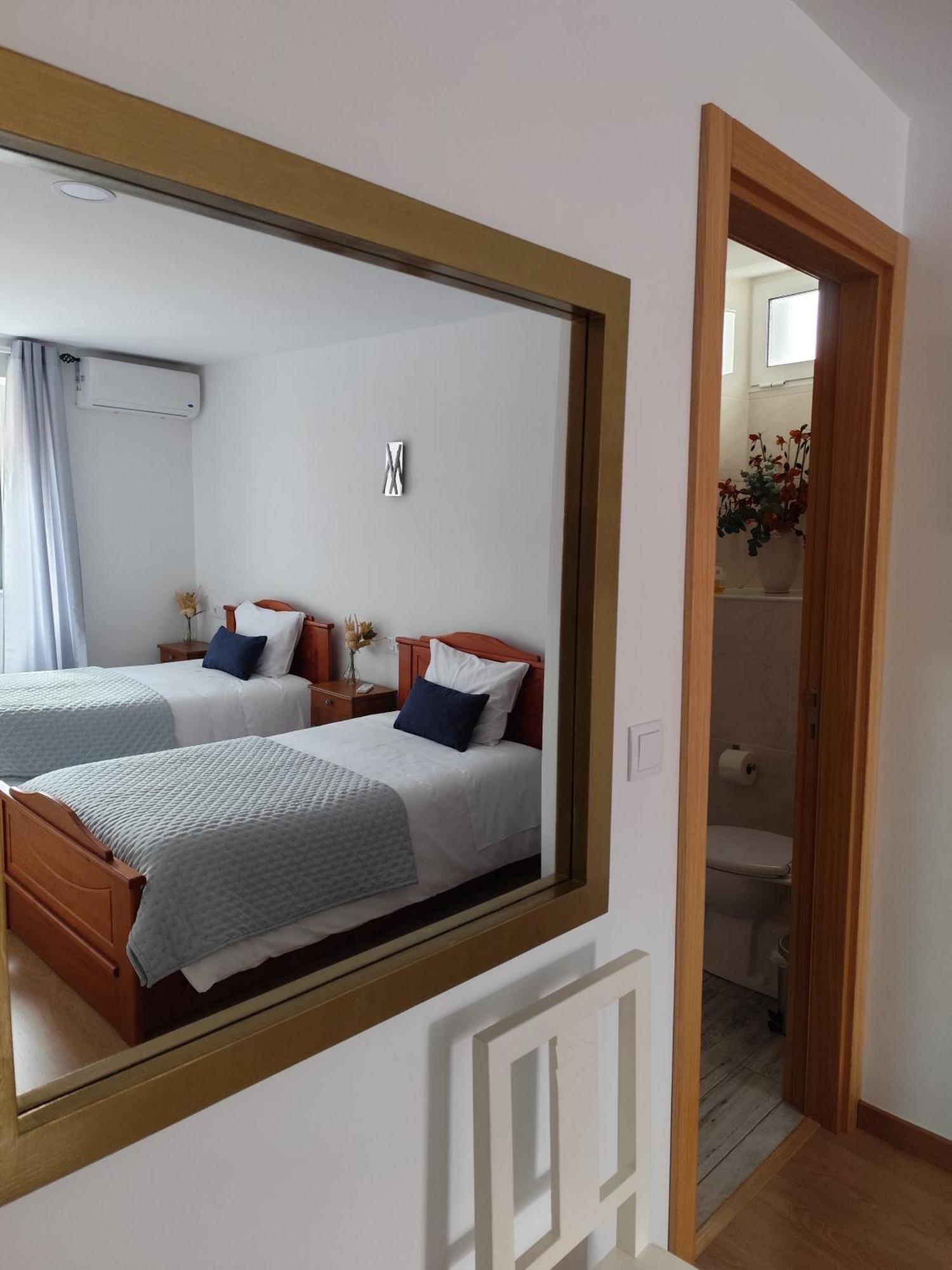 Casa Do Acor Villa Aldeia das Dez Ngoại thất bức ảnh
